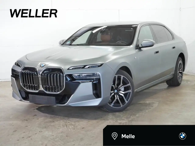 BMW 740
