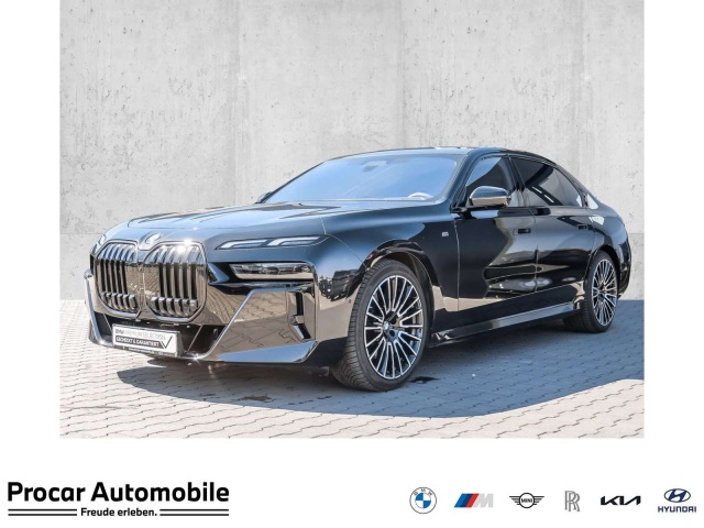 BMW 740