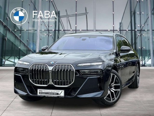 BMW 740