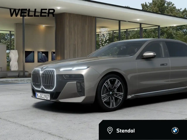 BMW 740