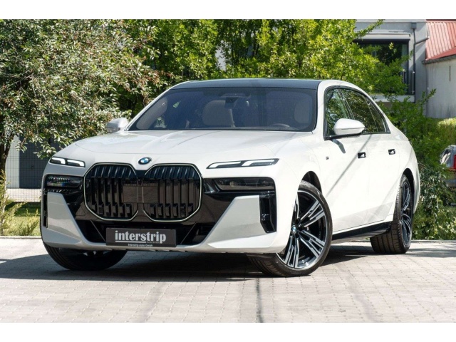 BMW 740