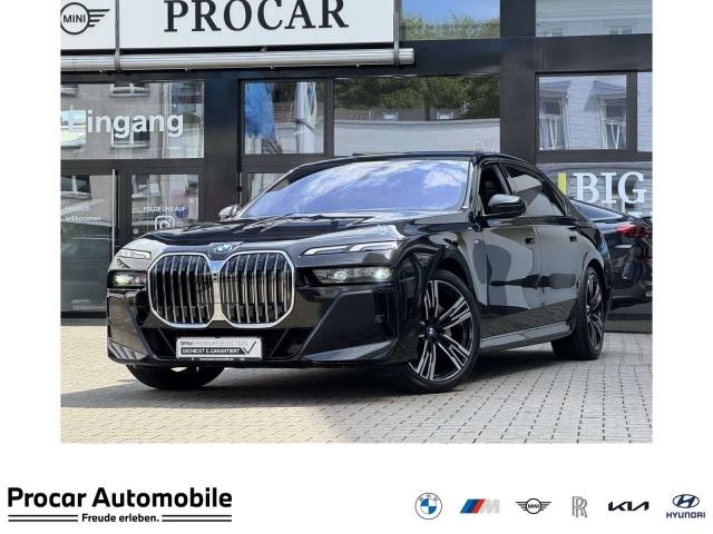 BMW 740