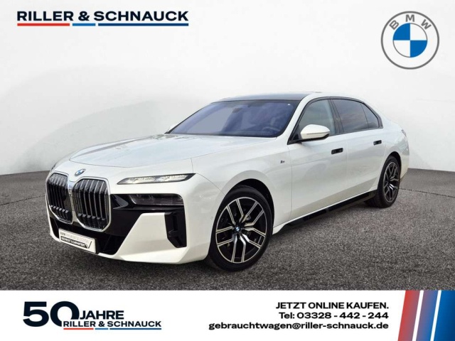 BMW 740