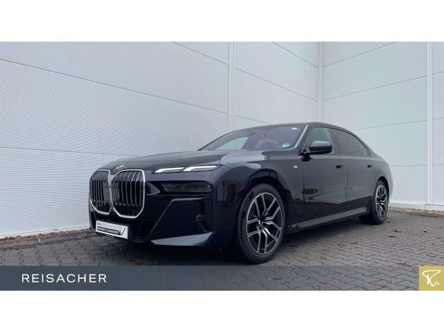 BMW 740