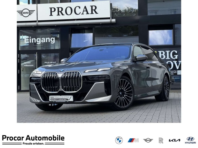 BMW 740