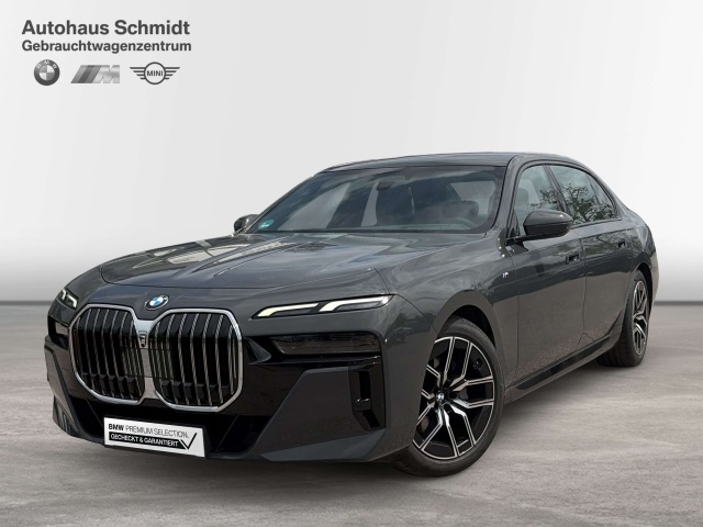 BMW 740