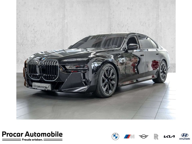 BMW 740