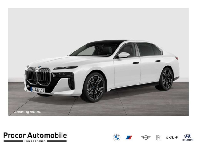 BMW 740