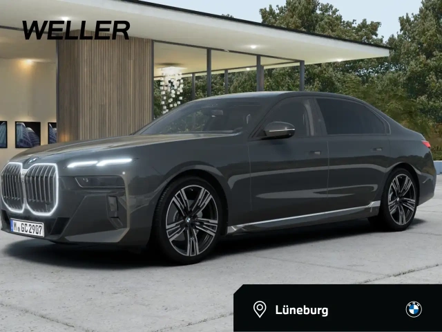 BMW 740