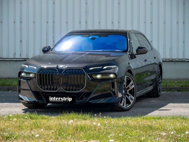 BMW 740