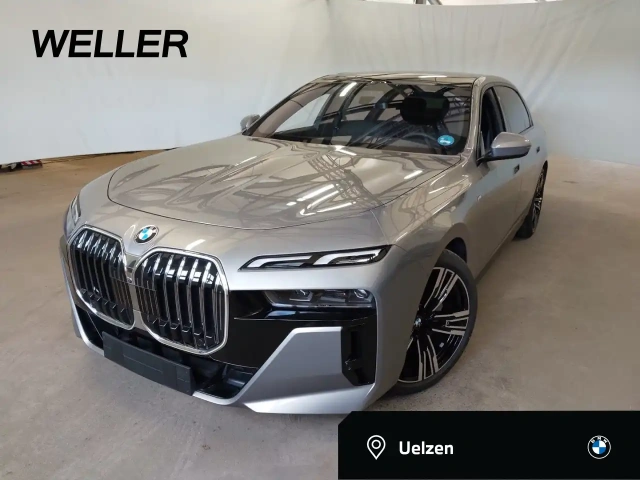 BMW 740