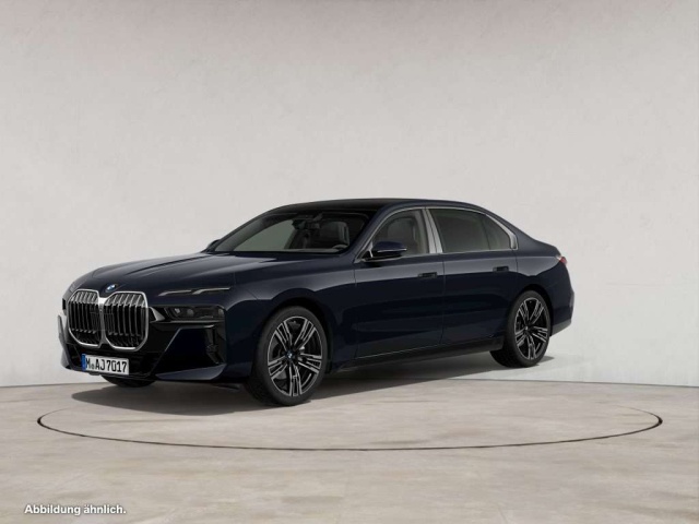 BMW 740
