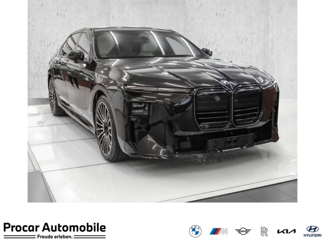 BMW 740
