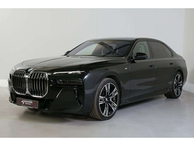 BMW 740