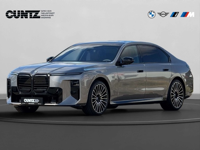 BMW 740