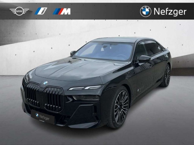 BMW 740