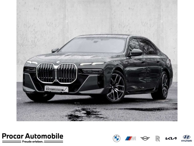 BMW 740