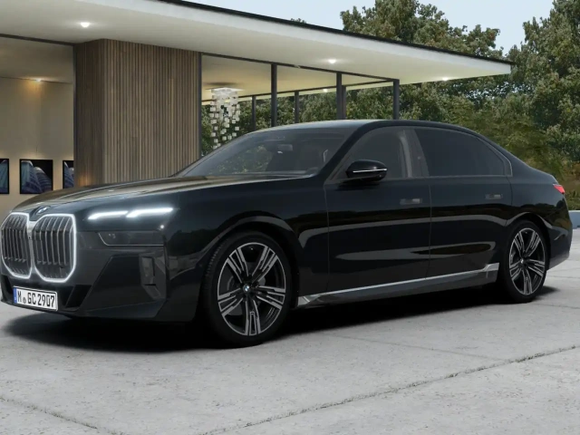 BMW 740