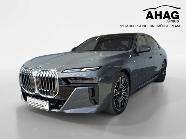 BMW 740