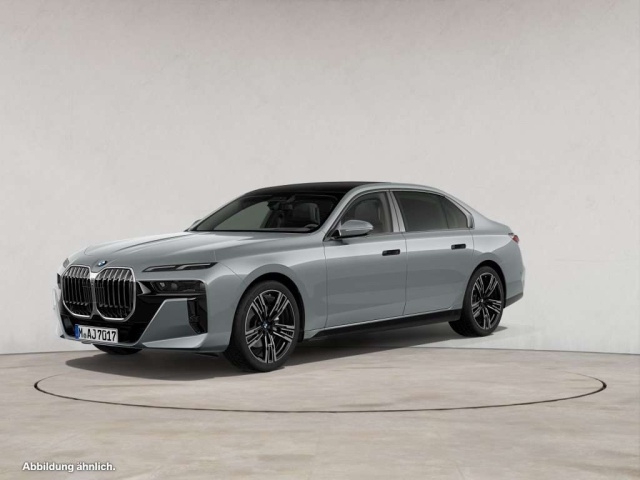 BMW 740
