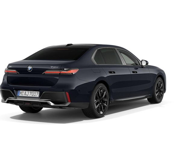 BMW 740