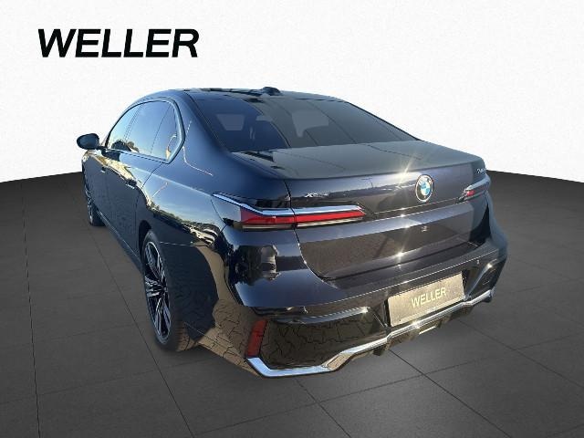 BMW 740