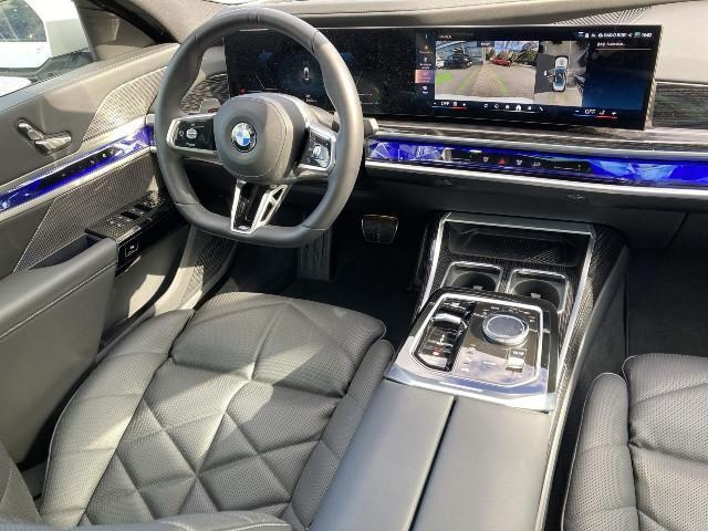 BMW 740