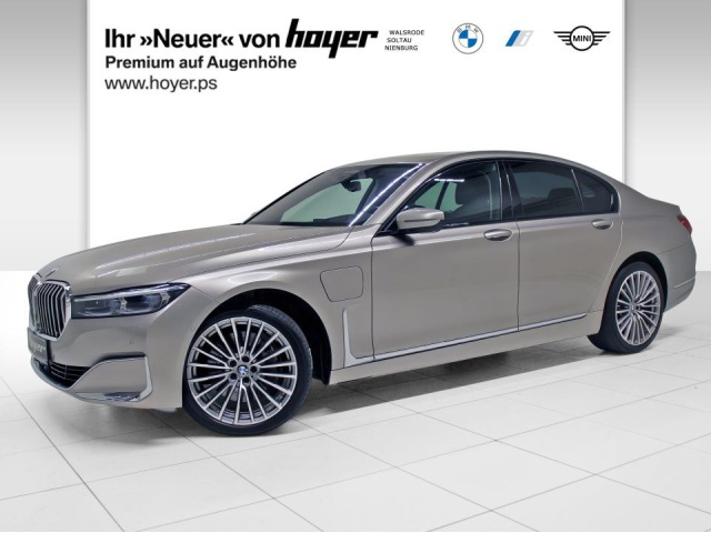 BMW 745