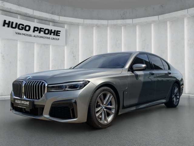 BMW 745