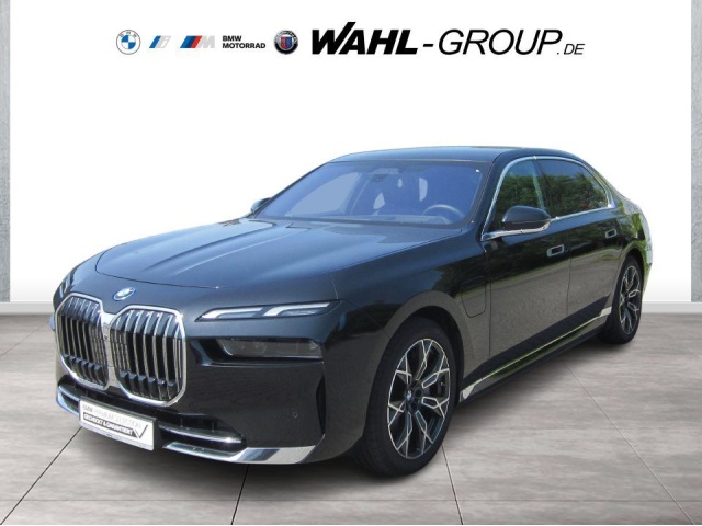 BMW 750
