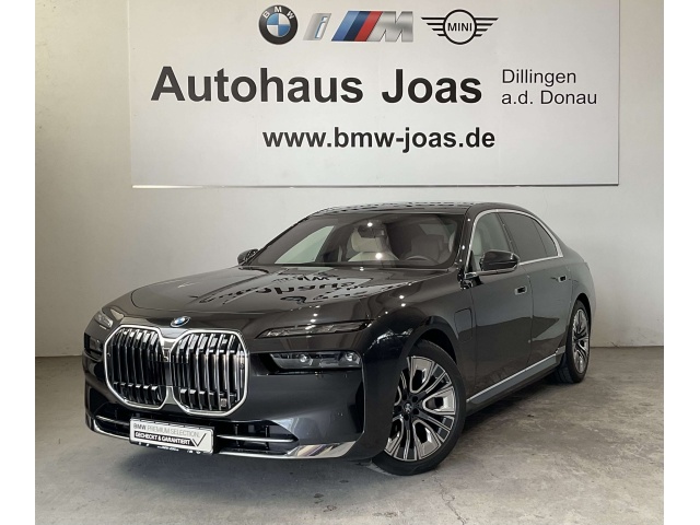 BMW 750