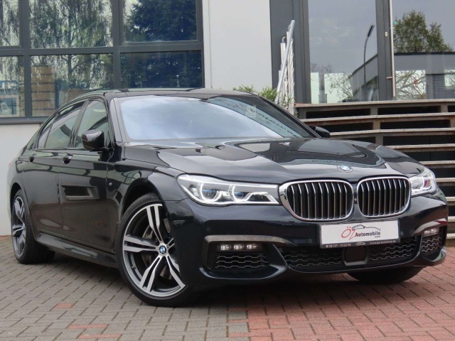 BMW 750