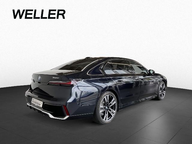 BMW 750