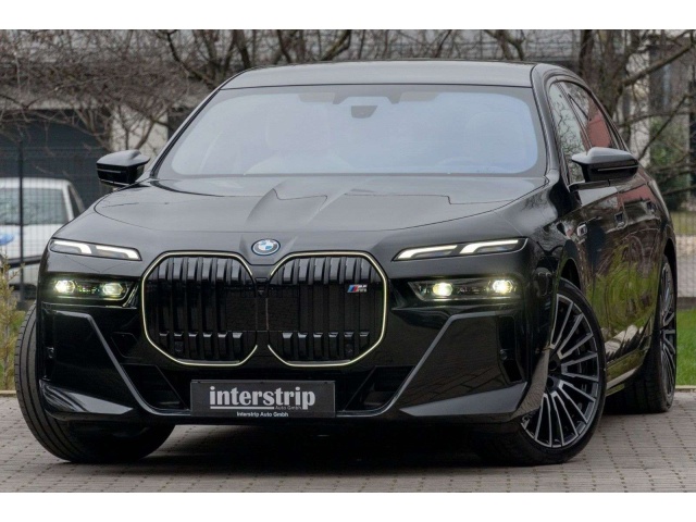 BMW 760