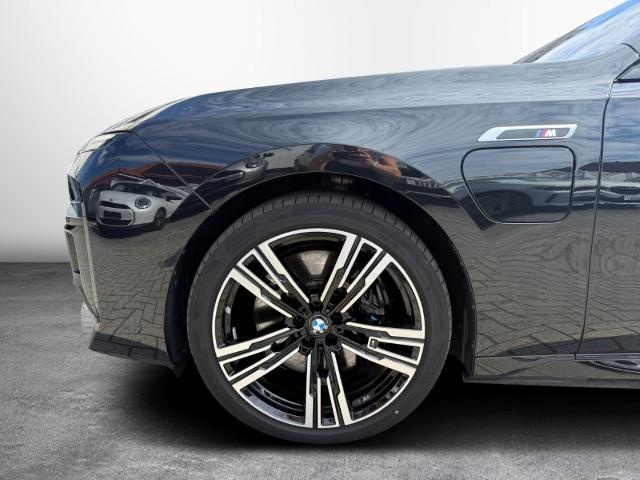 BMW 760