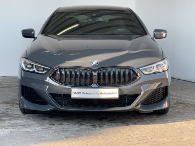 BMW 840