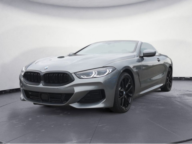 BMW 840