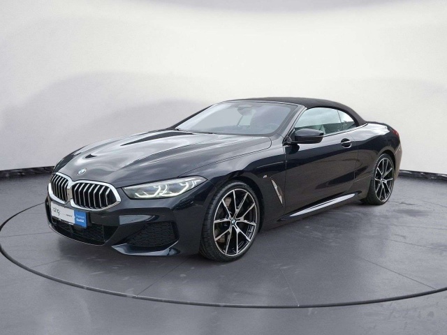 BMW 840