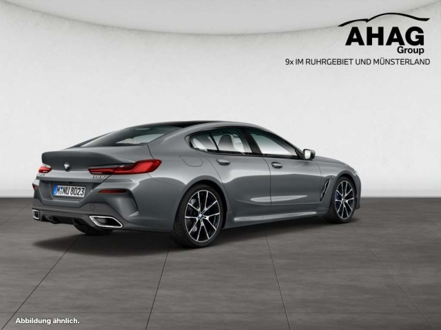 BMW 840