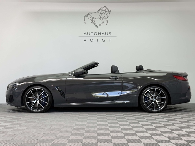 BMW 840
