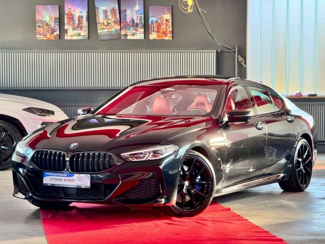 BMW 840