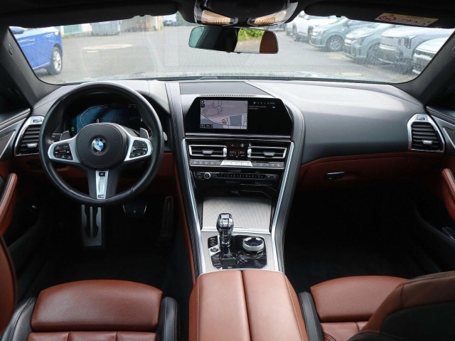 BMW 840