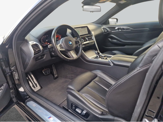 BMW 840