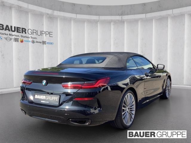 BMW 840