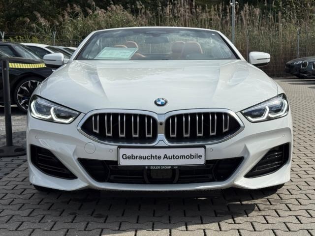BMW 840