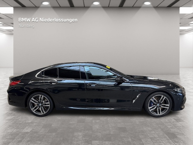 BMW 840