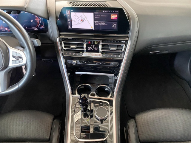 BMW 850