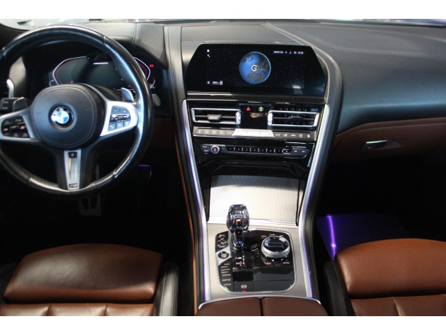 BMW 850