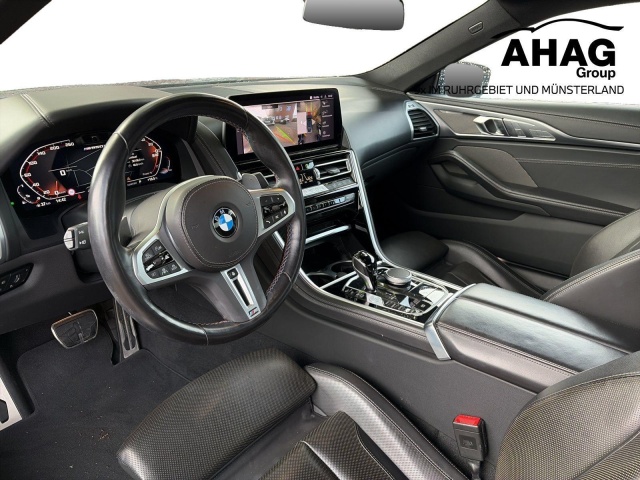 BMW 850