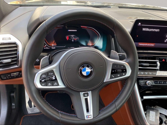 BMW 850